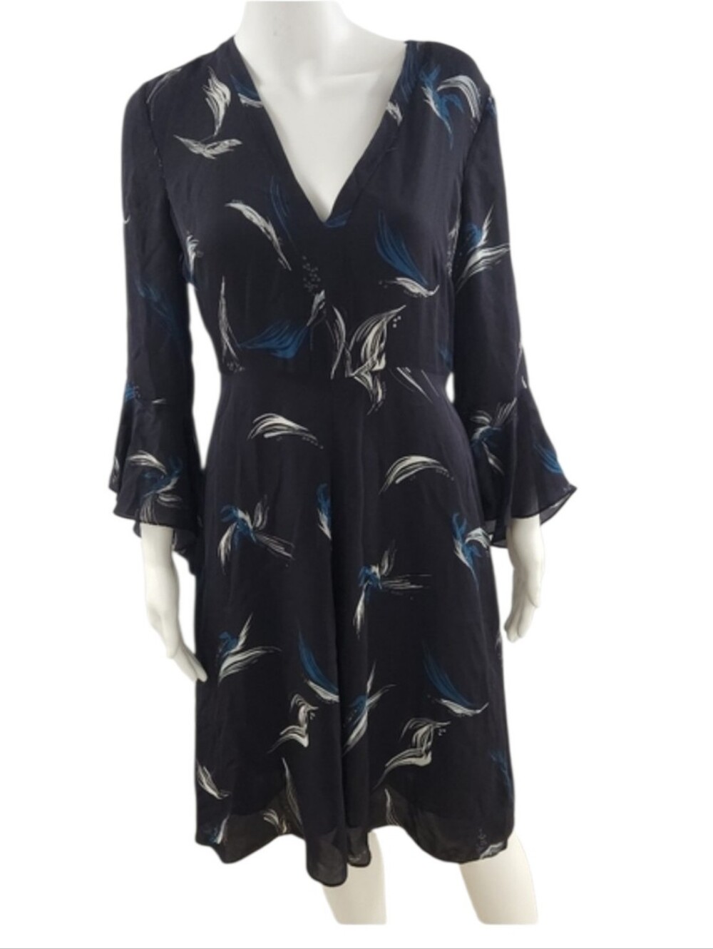 Classiques Entier Silk Fit & Flare Dress Bell Sleeve Black Feather Print Sz 6